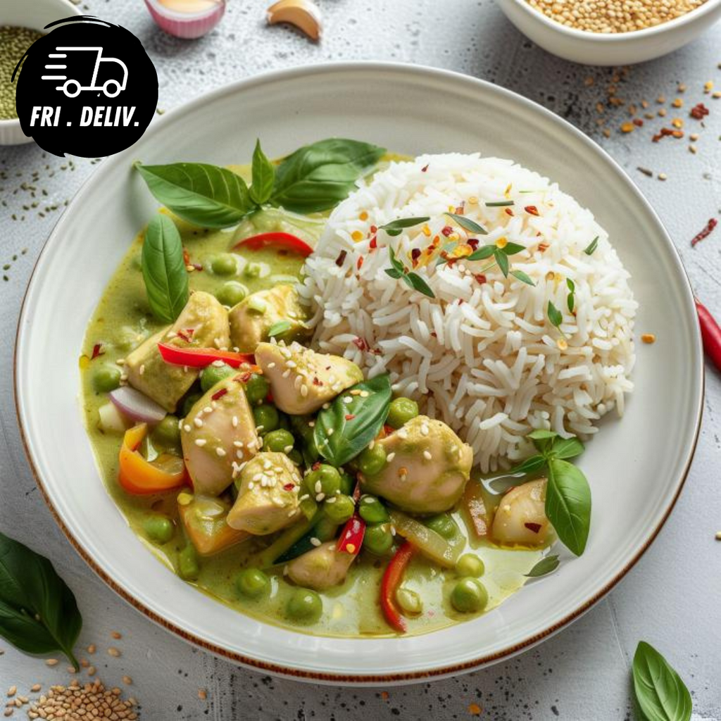 GREEN THAI CURRY WITH VEGETABLE RICE